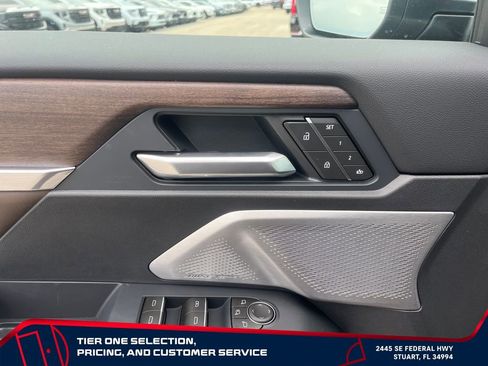 New 2026 GMC Acadia Denali Ultimate FWD image 23
