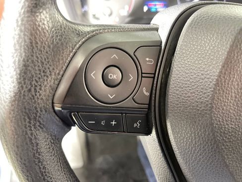 Used 2024 Toyota Corolla LE image 29