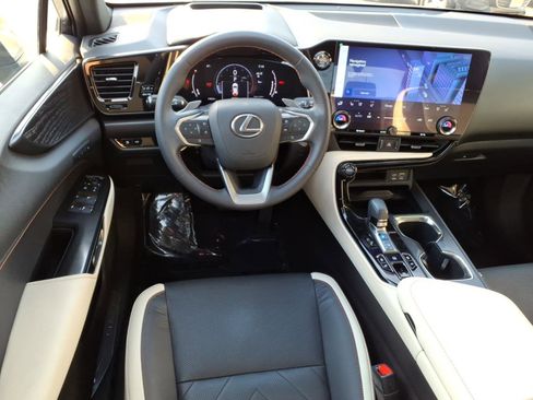 Certified 2023 Lexus NX 350 AWD image 9