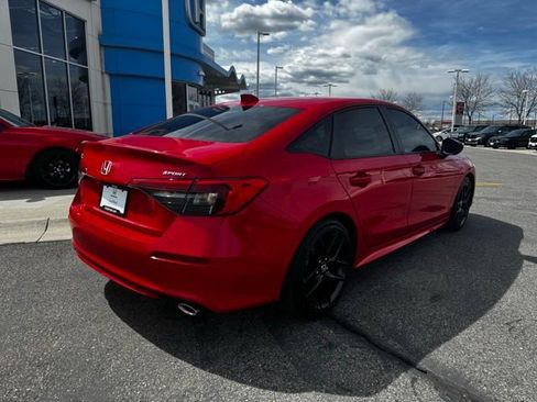 Certified 2024 Honda Civic Sport image 5