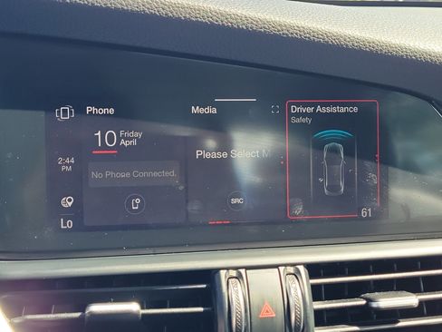 Used 2020 Alfa Romeo Giulia w/ Nero Edizione RWD image 26