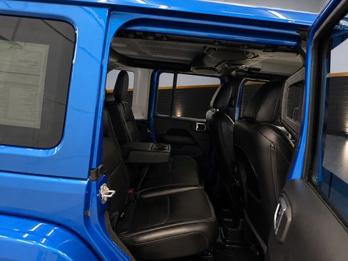 Certified 2023 Jeep Wrangler Unlimited Sahara w/ Cold Weather Group AWD/4WD image 28
