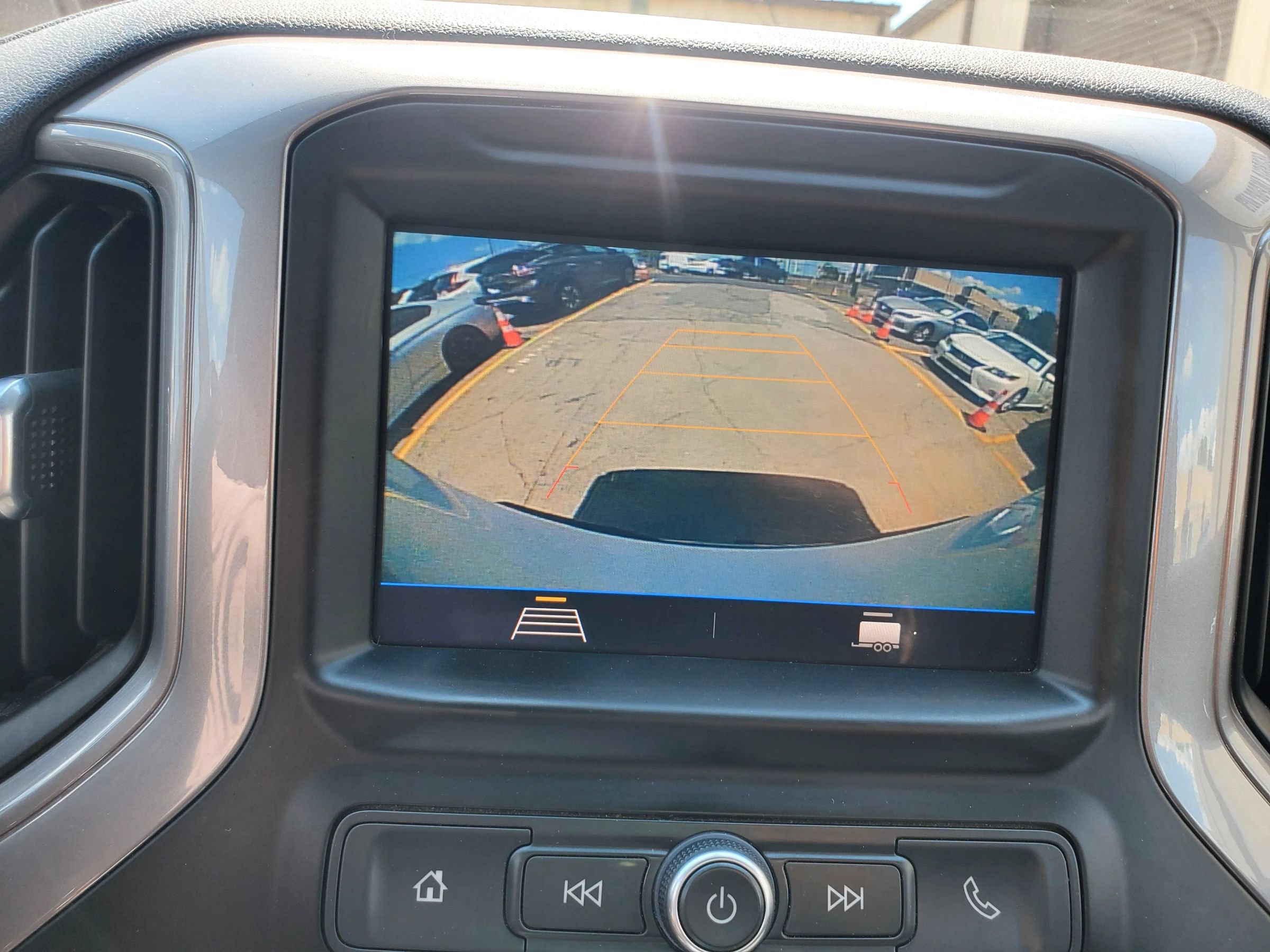 Used 2021 Chevrolet Silverado 1500 W/T w/ WT Value Package RWD image 3