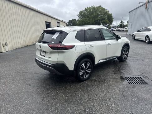 Used 2023 Nissan Rogue SL w/ SL Premium Package AWD/4WD image 5