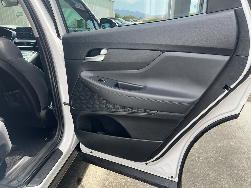 Used 2023 Hyundai Santa Fe SEL AWD/4WD image 11