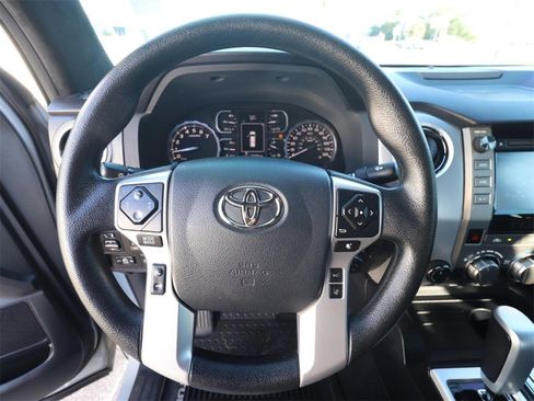Used 2018 Toyota Tundra SR5 image 18