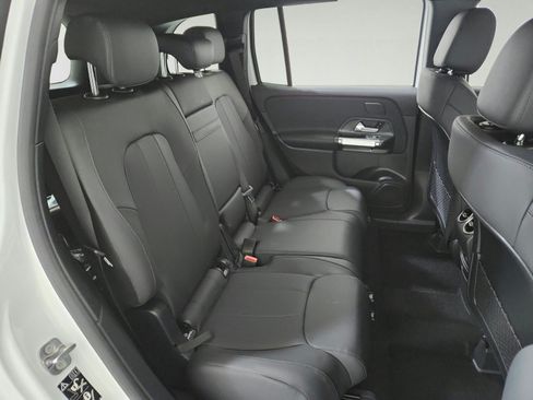 Certified 2026 Mercedes-Benz GLB 250 image 21