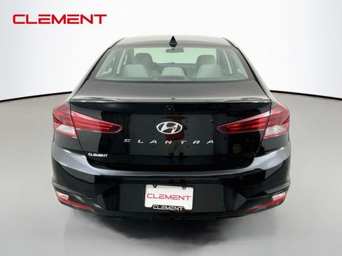 Used 2020 Hyundai Elantra SEL FWD image 8