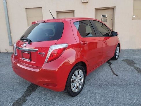 Used 2013 Toyota Yaris LE FWD image 6