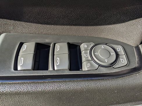 Used 2024 GMC Sierra 2500 AT4 image 54