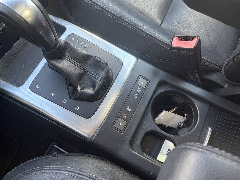 Used 2014 Land Rover LR2 AWD/4WD image 16