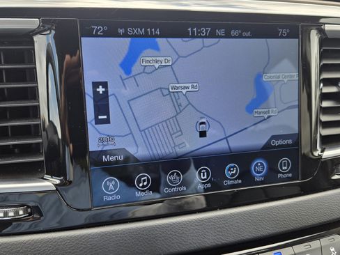 Used 2017 Chrysler Pacifica Touring-L Plus w/ Advanced Safetytec Group image 19