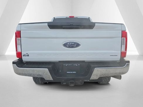 Used 2019 Ford F250 XL w/ STX Appearance Package image 5