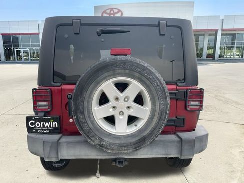 Used 2012 Jeep Wrangler Unlimited Sport AWD/4WD image 8