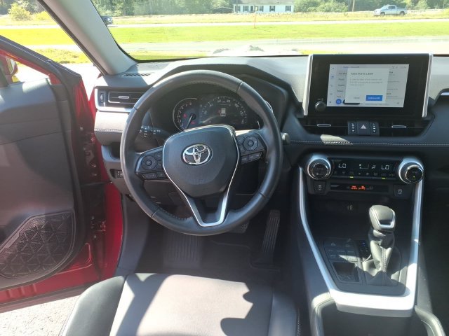 Used 2025 Toyota RAV4 XLE Premium AWD/4WD image 12
