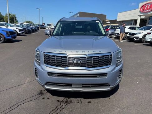 Used 2020 Kia Telluride S AWD/4WD image 2