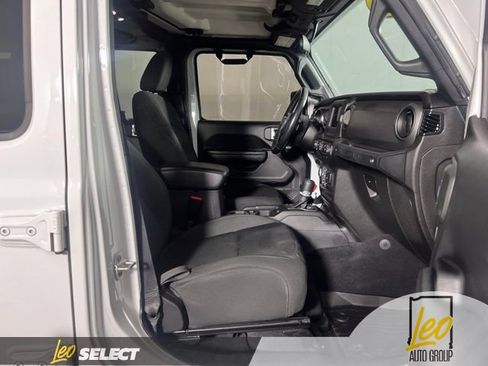 Used 2021 Jeep Wrangler Unlimited Sport AWD/4WD image 20