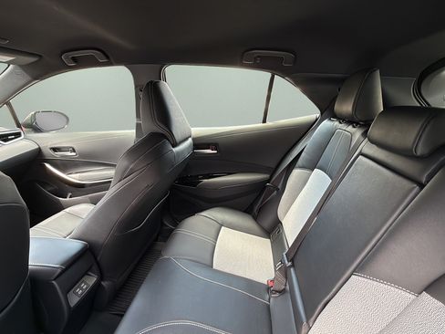Certified 2025 Toyota Corolla XSE FWD image 18