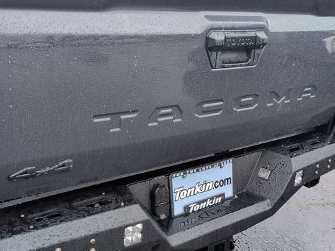 Used 2024 Toyota Tacoma TRD Off-Road AWD/4WD image 26