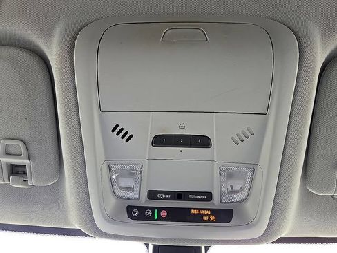 Used 2020 Chevrolet Blazer LT FWD image 22