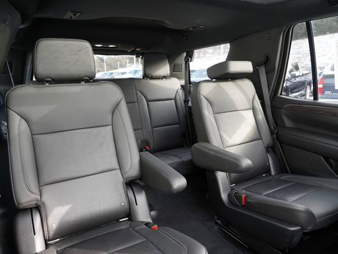 Used 2022 Chevrolet Tahoe Z71 w/ Off-Road Capability Package image 33