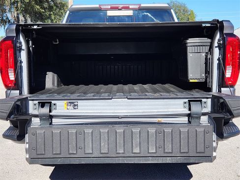 Used 2019 GMC Sierra 1500 Denali w/ Denali Ultimate Package image 9