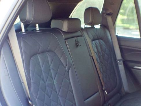 Used 2024 BMW X5 xDrive40i w/ M Sport Package AWD/4WD image 52