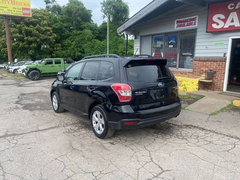 Used 2015 Subaru Forester 2.5i Limited AWD/4WD image 3