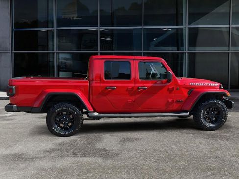 New 2025 Jeep Gladiator Sport image 8
