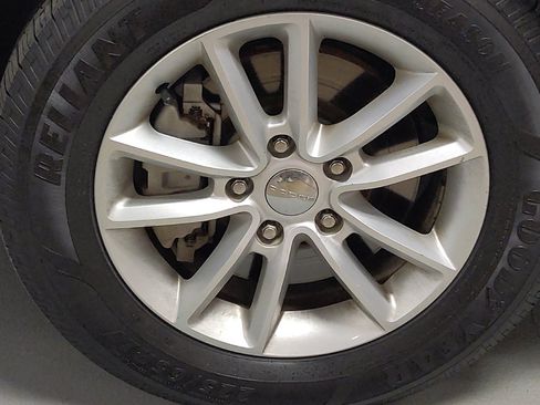 Used 2020 Dodge Grand Caravan SXT FWD image 31