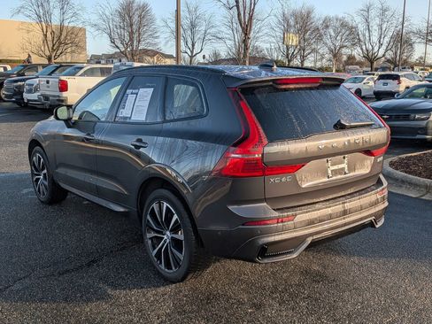 Used 2025 Volvo XC60 B5 Plus image 7