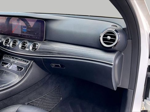 Used 2018 Mercedes-Benz E 300 image 16