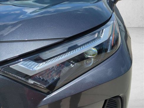 Used 2025 Toyota RAV4 XLE w/ Convenience Package FWD image 9