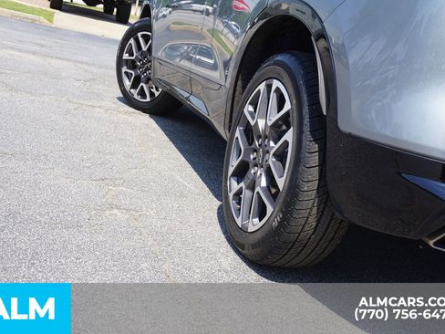 Used 2025 Chevrolet Blazer RS FWD image 14