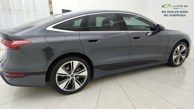 Used 2025 Audi A6 e-tron Premium Plus w/ Premium Plus RWD image 29