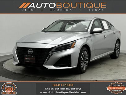 Used 2025 Nissan Altima 2.5 SV