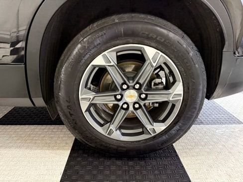 Used 2025 Chevrolet Blazer LT image 10