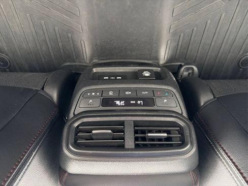 Certified 2024 Honda Passport Black Edition image 18