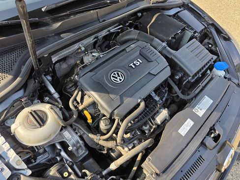 Used 2017 Volkswagen Golf Alltrack SE AWD/4WD image 36