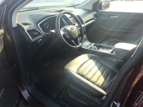 Used 2020 Ford Edge SEL w/ Convenience Package image 12