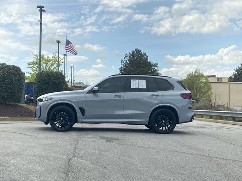 Used 2025 BMW X5 sDrive40i w/ M Sport Package image 13