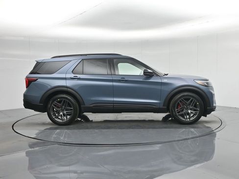New 2026 Ford Explorer ST-Line image 29