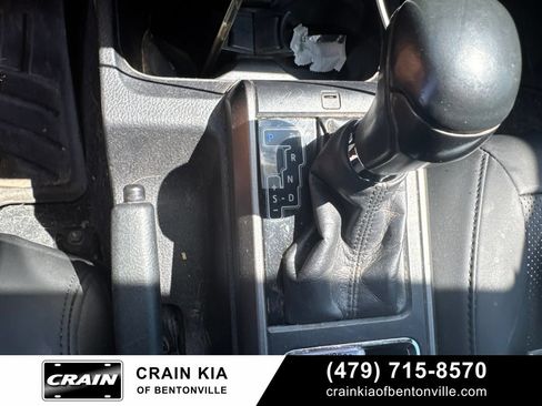 Used 2017 Toyota Tacoma TRD Sport w/ Tow Package (A/T) AWD/4WD image 25