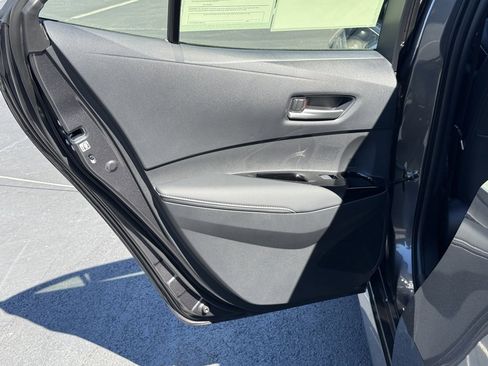 Certified 2025 Toyota Corolla XSE image 29