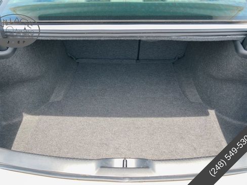 Used 2021 Chrysler 300 Touring L AWD/4WD image 6