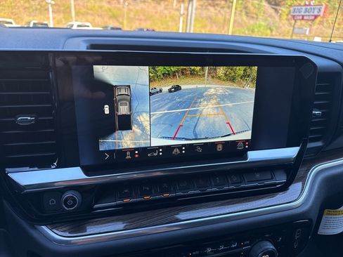 New 2025 Chevrolet Silverado 1500 LT Trail Boss w/ LT Trail Boss Premium Package image 17