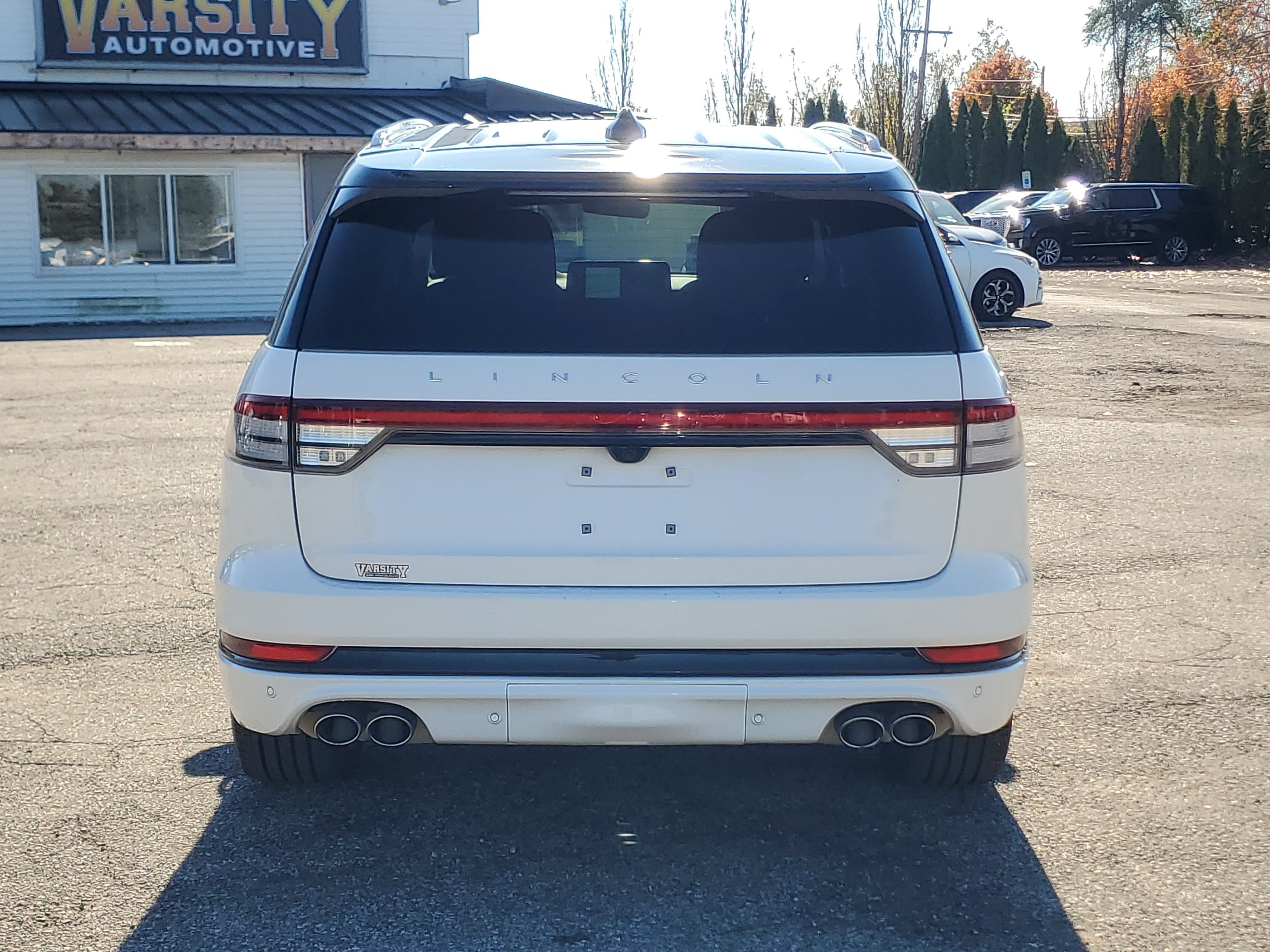 Used 2025 Lincoln Aviator Reserve w/ Equipment Group 201A AWD/4WD image 5