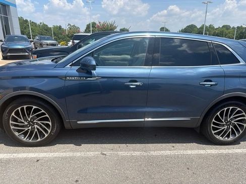 Used 2019 Lincoln Nautilus Reserve FWD image 4