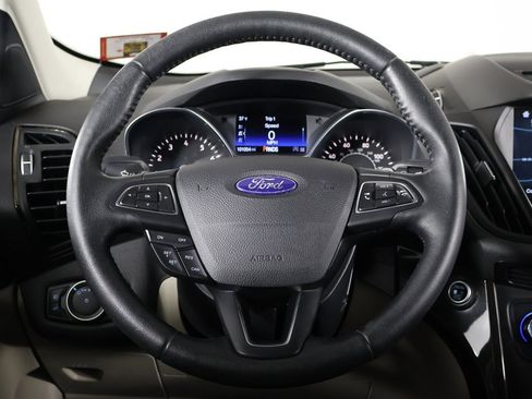 Used 2017 Ford Escape Titanium image 34