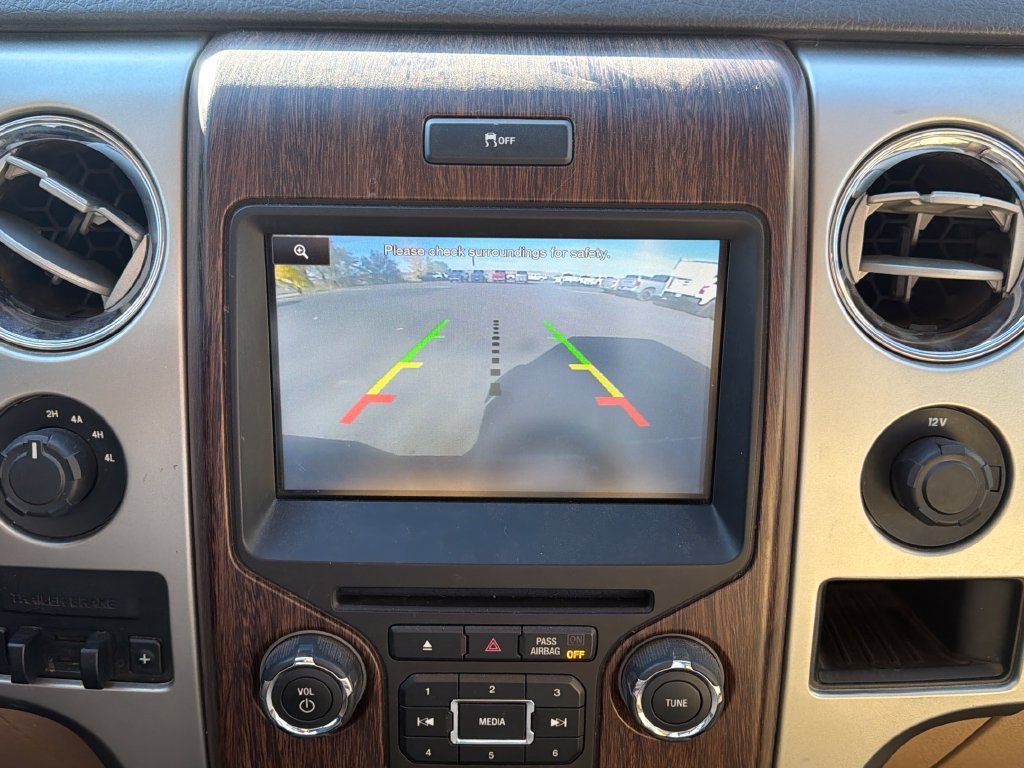 Used 2014 Ford F150 Lariat w/ Equipment Group 501A Mid AWD/4WD image 5